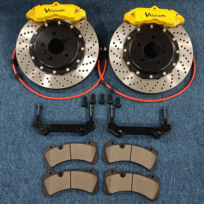 Auto Modified Rear 4 Pot Calipers Car 18Z Monoblock Kute tarcze wiercone z zaciskiem