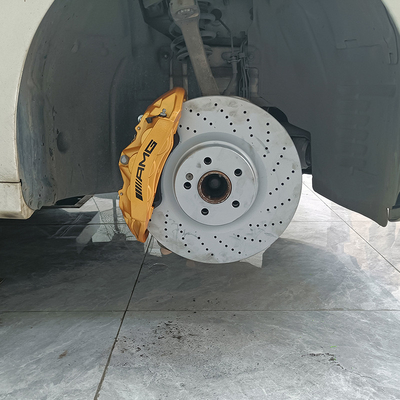 Zaciski hamulcowe Mercedes Benz C200 Uaktualnienie 6 zacisków garnkowych i tarcz 355 mm