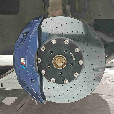 Aluminiowy zacisk hamulcowy BMW X5 Duży rozmiar 10 zacisków tłokowych 420 mm Tarcze węglowo-ceramiczne