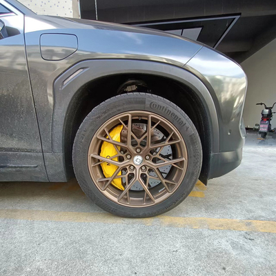 NIO EC8 Upgrade Porsche 10 tłokowy zacisk Akebono 10N szary kolor