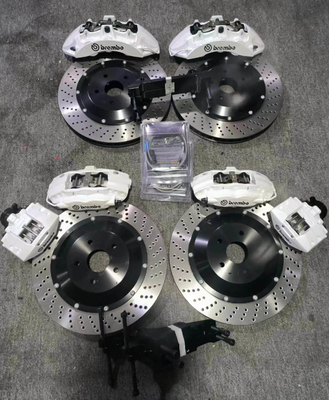 R20 Rozmiar obręczy 6-stopniowe zestawy zacisków hamulcowych do samochodów Toyota Alphard / Brembo V6